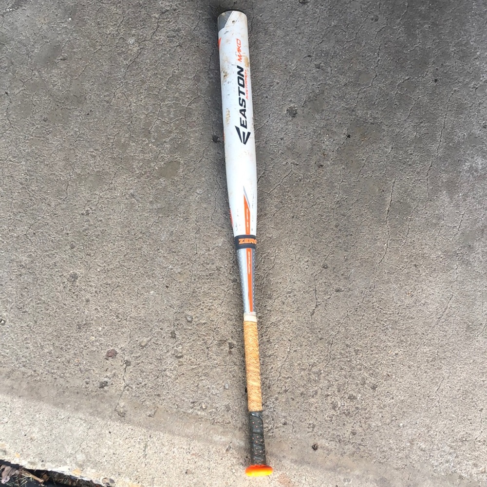 Softball Easton bat